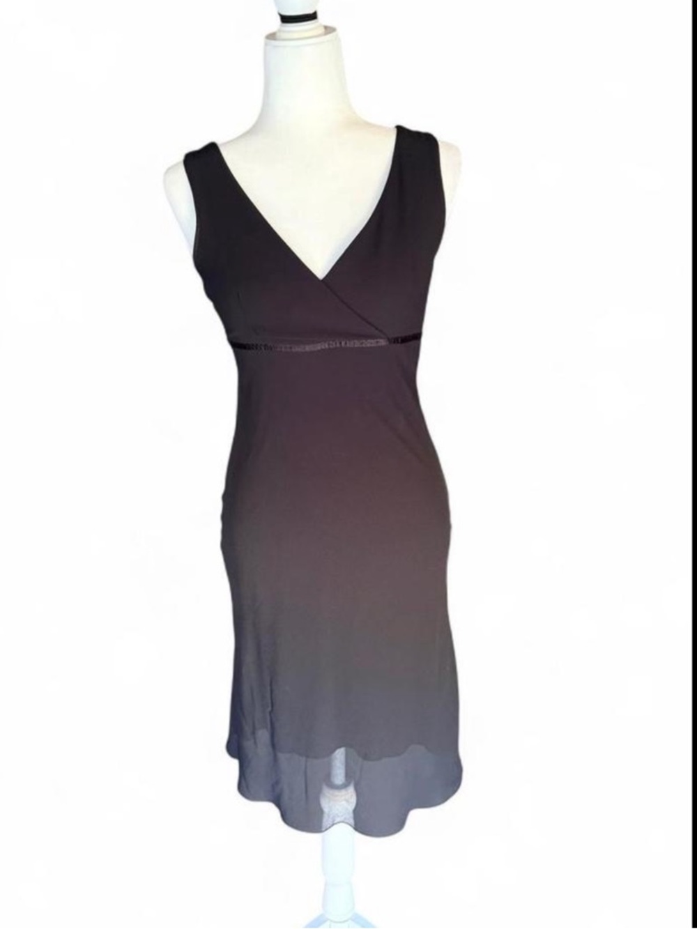 Forever 21 Black Sleeveless V-Neck Midi Dress